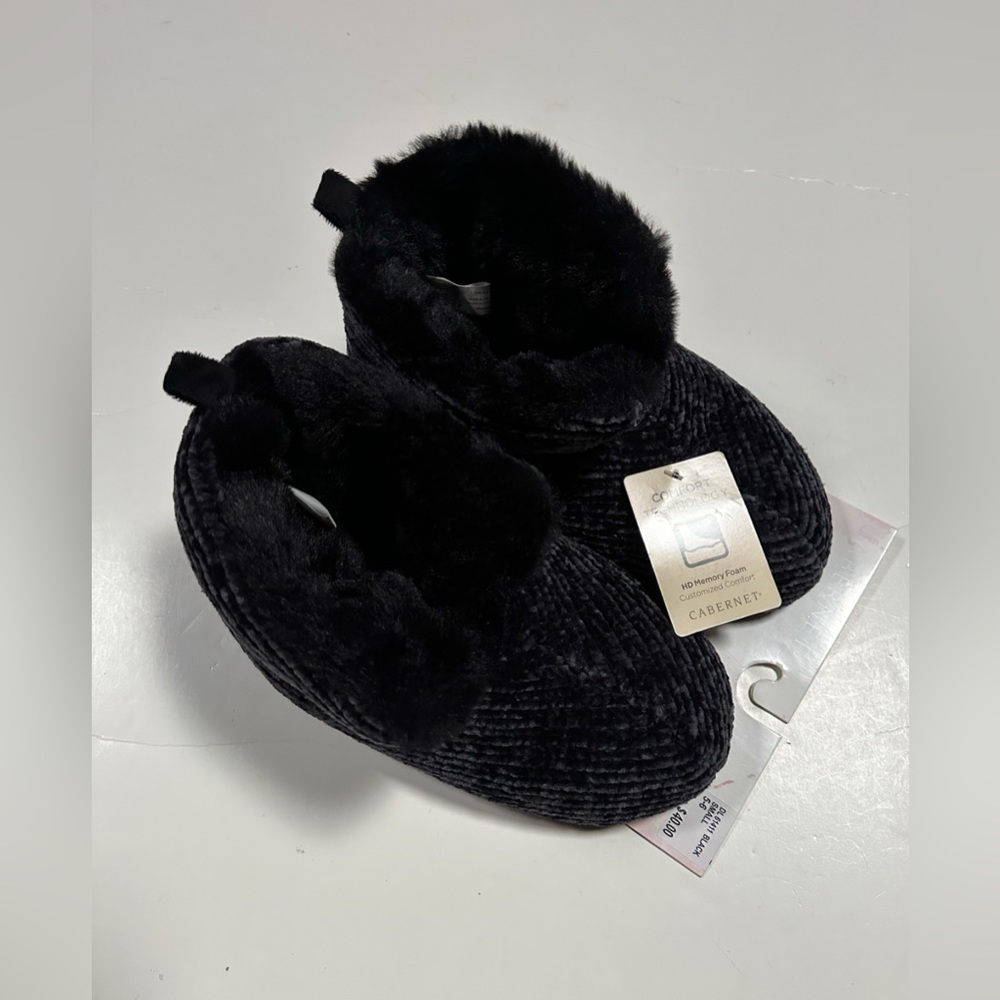 CABERNET HD Memory Foarm Slippers